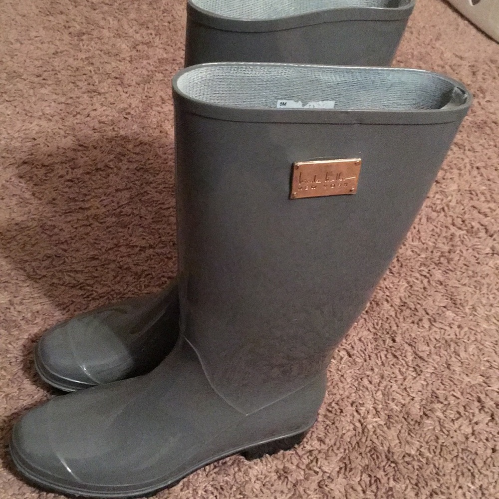 Brand New Nicole Miller NY Rain Boots